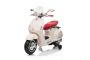 Elektrická motorka Vespa 946 aj so spätným chodom, biele, s pomocnými kolesami, Licencované, Lítiová batéria, 2x 30W Motor, Koženkové sedadlo, MP3 Prehrávač s USB vstupom