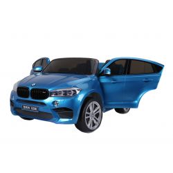 Elektrické autíčko BMW X6 M, 2 miestne, 2x 120 W motor, 12V, elektrická brzda, 2,4 GHz diaľkové ovládanie, otváracie dvere, EVA kolesá, koženkové sedadlo, 2X MOTOR, modré lakované, ORGINAL licencia