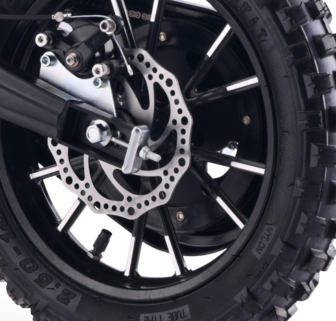 Kotúčové brzdy a napínač reťaze s poistnou maticou